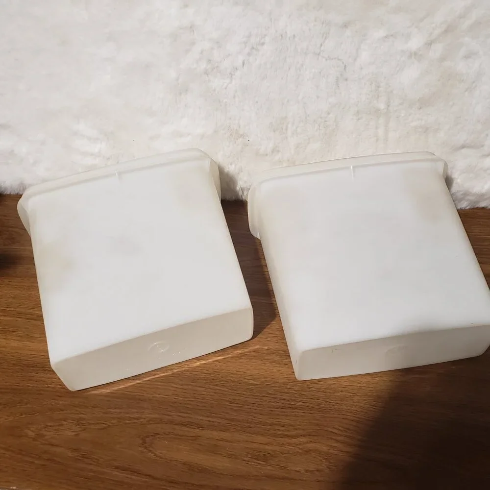 Vintage Tupperware 469-1 Cereal Food Storage Containers Clear‎ Lot of 2 Pour Lid